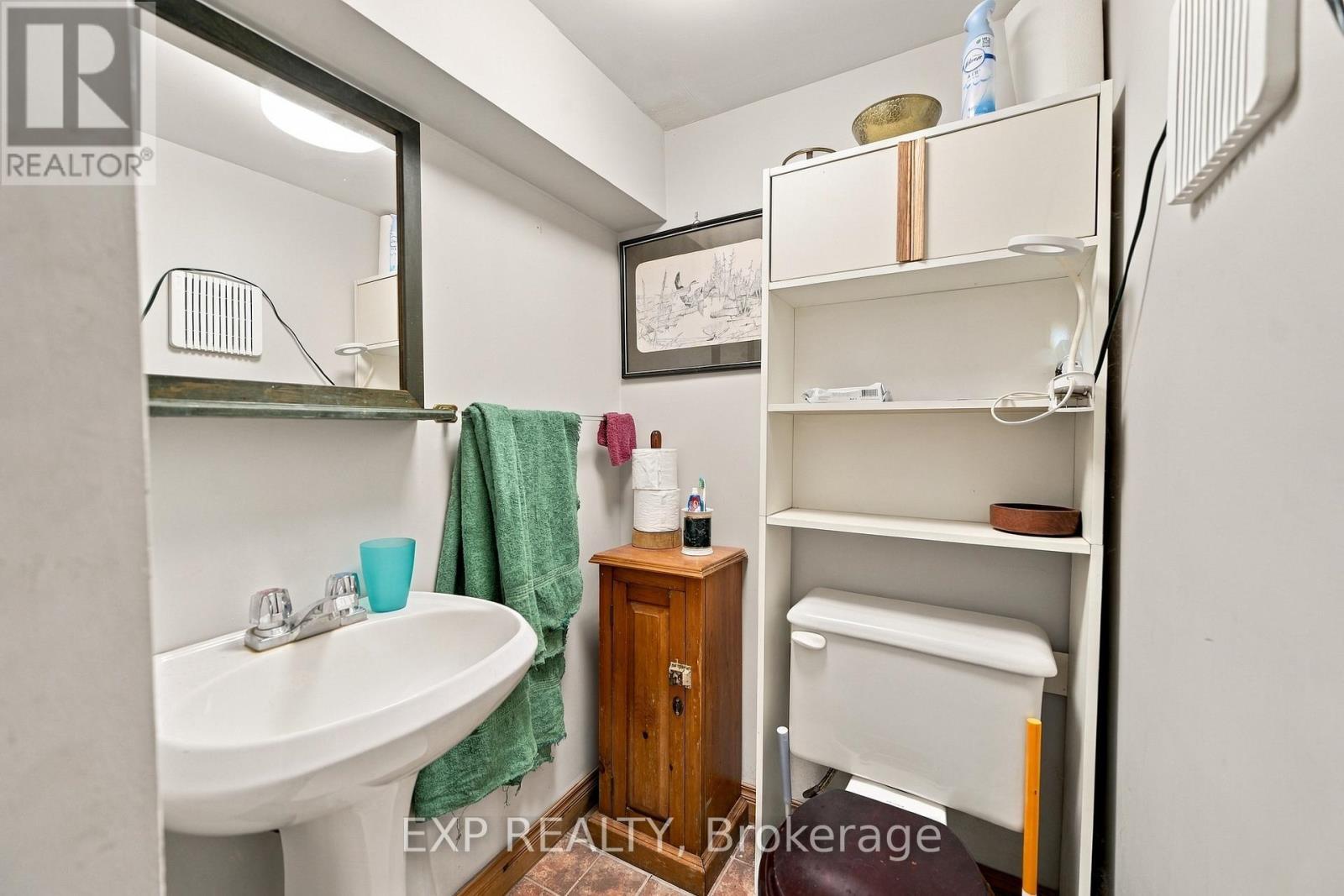 6518 Crawford Street, Niagara Falls (Morrison), ON