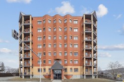 103-1305 Boul. des Laurentides Laval (Pont-Viau), QC H7M 0A4