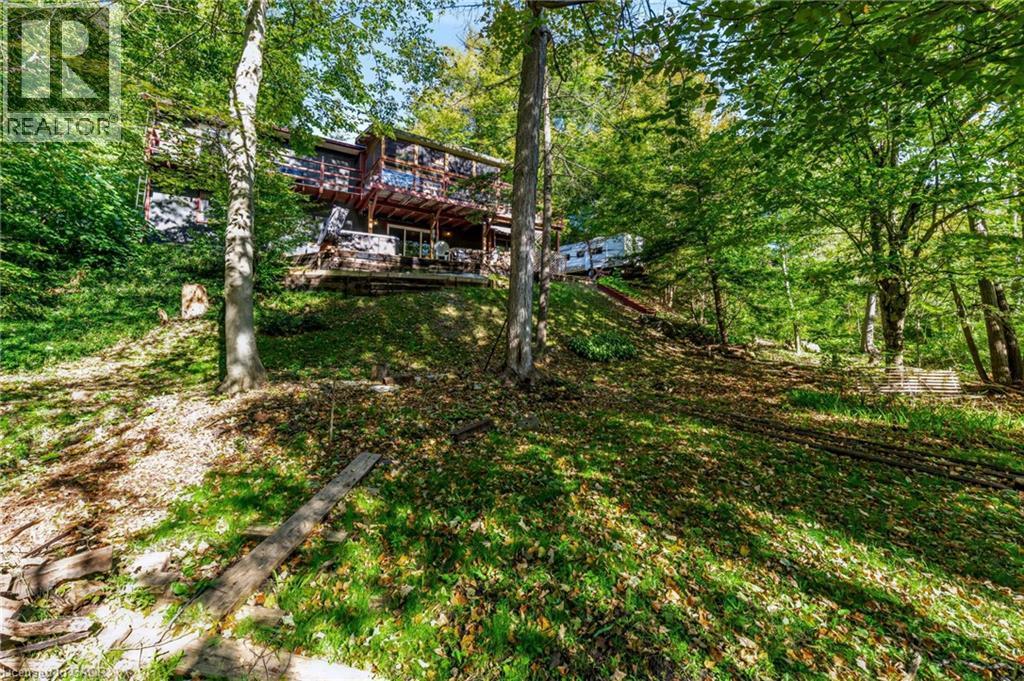 80 Glenda Jane Drive, Campbellville, ON