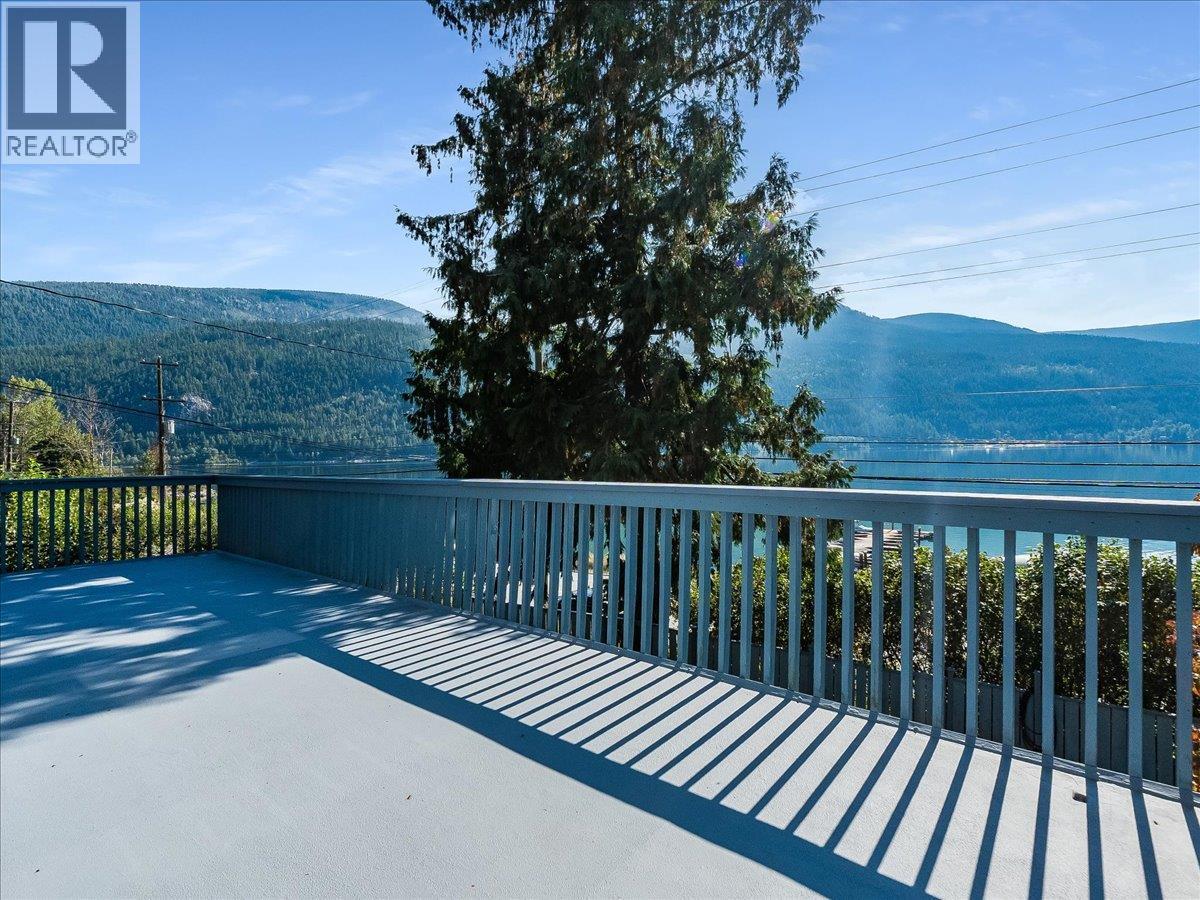 1512 Nasookin Road, Nelson, BC