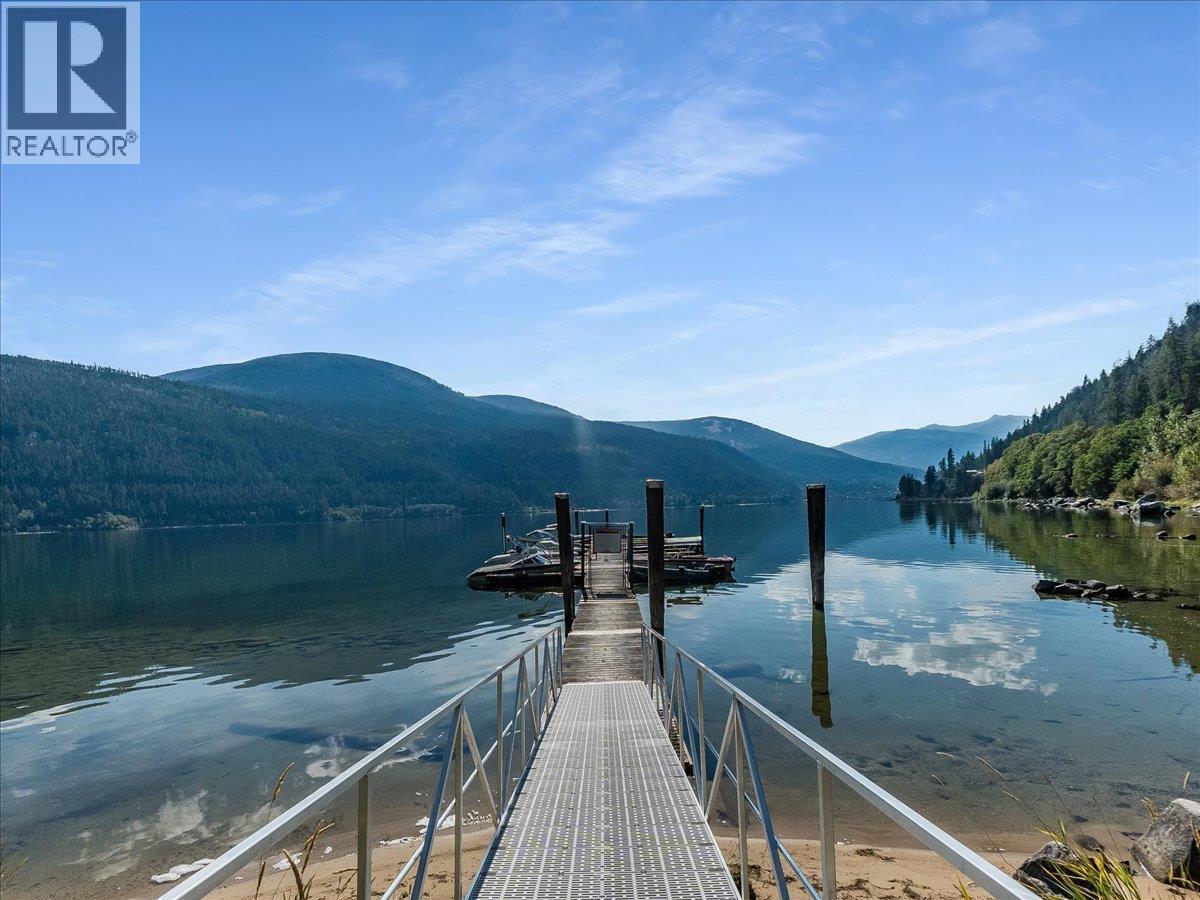 1512 Nasookin Road, Nelson, BC
