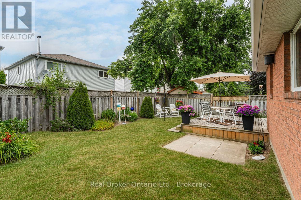 15 Neelands Street, Barrie (West Bayfield), ON