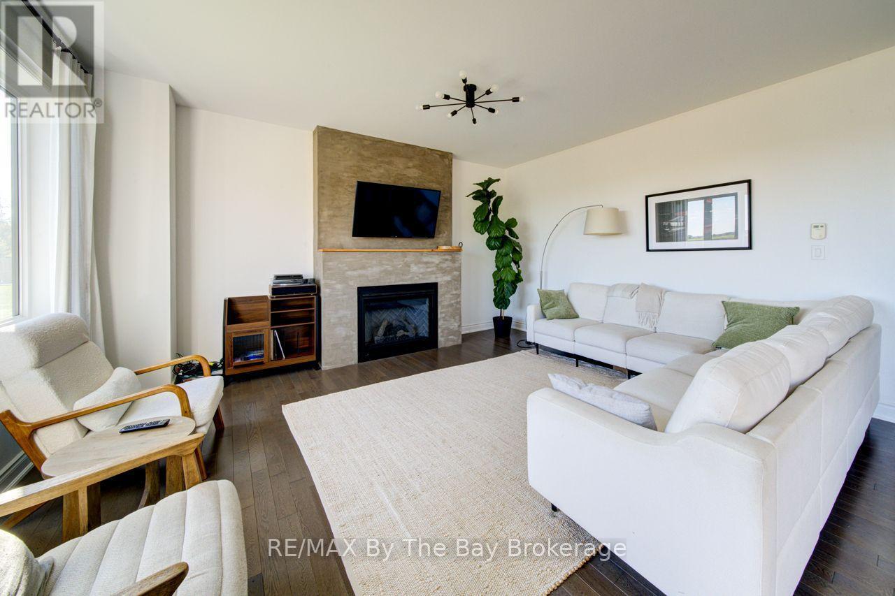 5 Autumn Drive, Wasaga Beach, ON