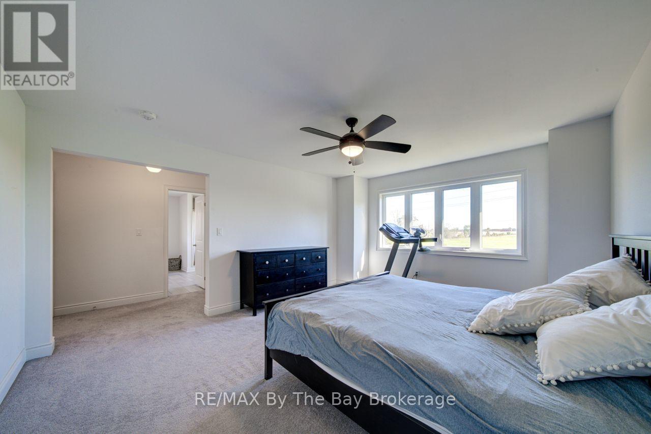 5 Autumn Drive, Wasaga Beach, ON
