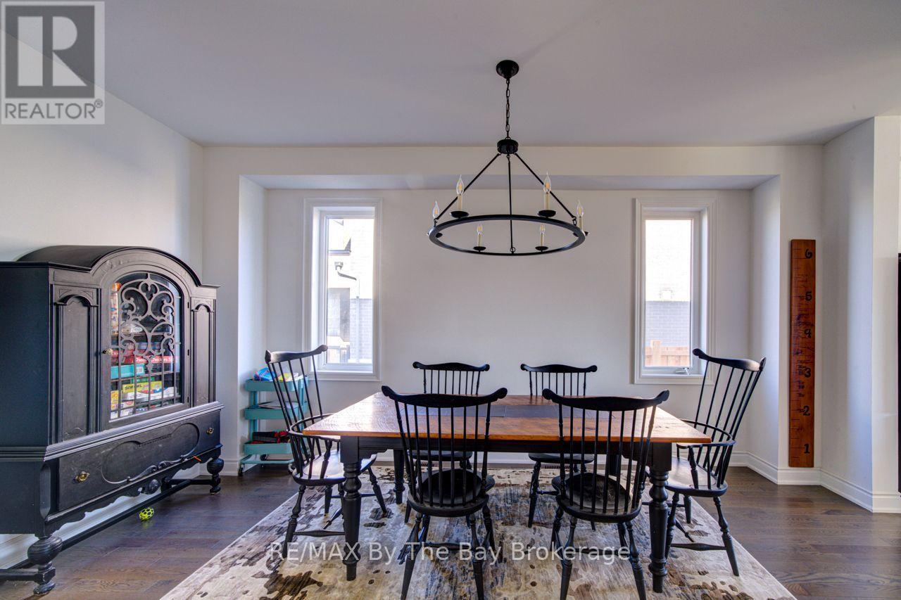 5 Autumn Drive, Wasaga Beach, ON