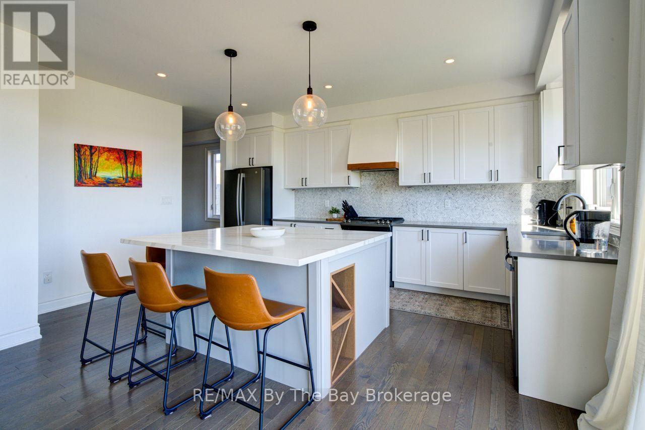 5 Autumn Drive, Wasaga Beach, ON