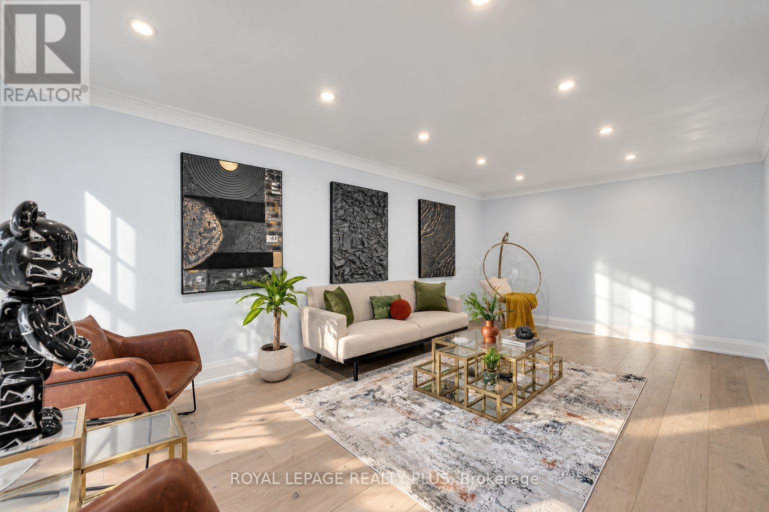 4344 Dallas Court, Mississauga, ON