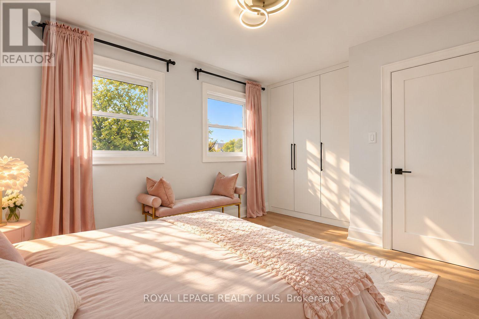 4344 Dallas Court, Mississauga, ON