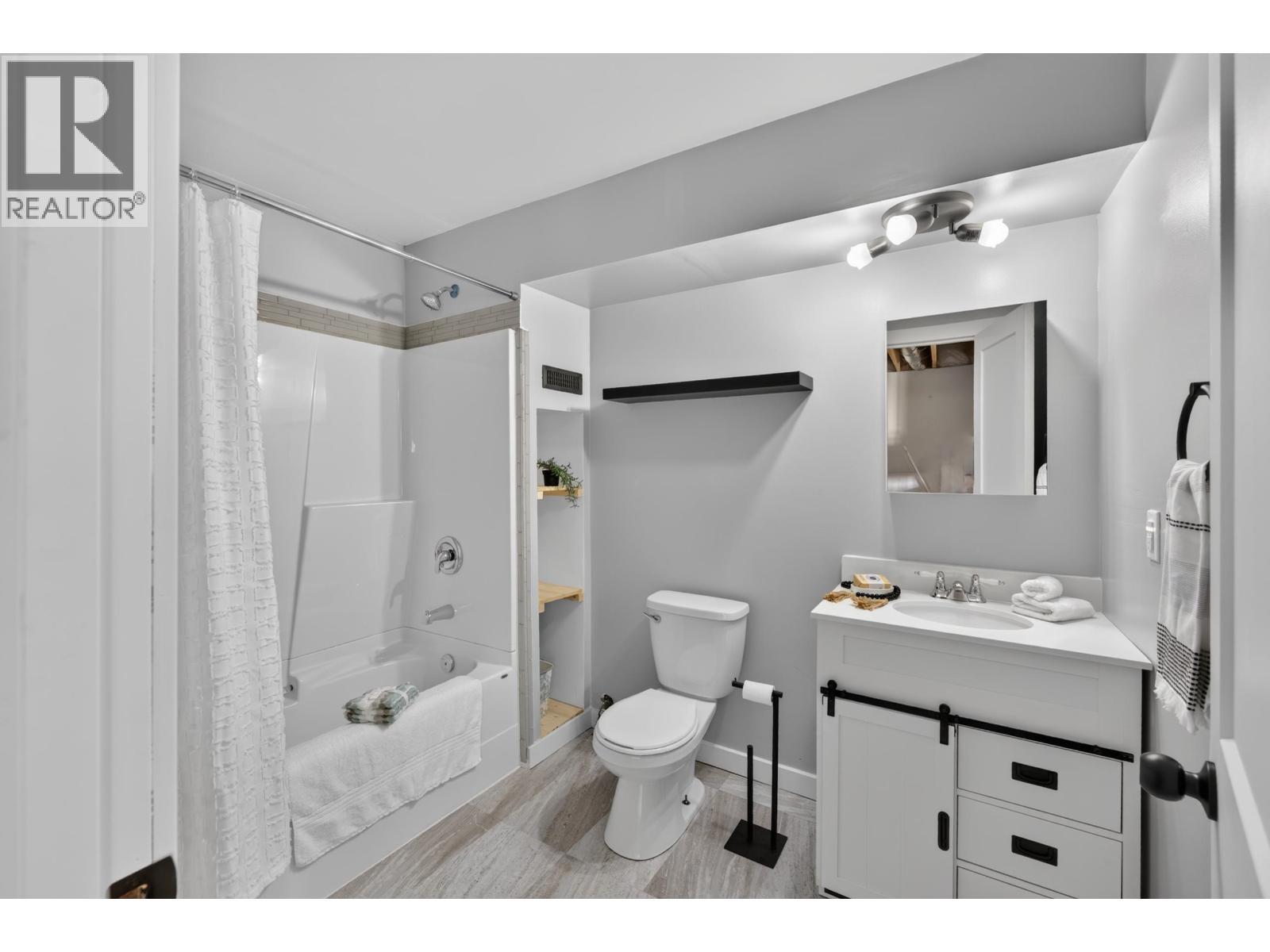 8516 86 Street, Fort St. John, BC