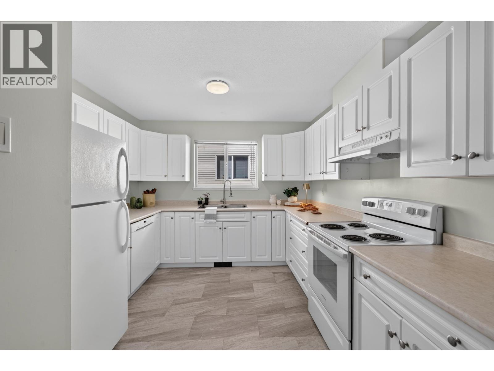 8516 86 Street, Fort St. John, BC