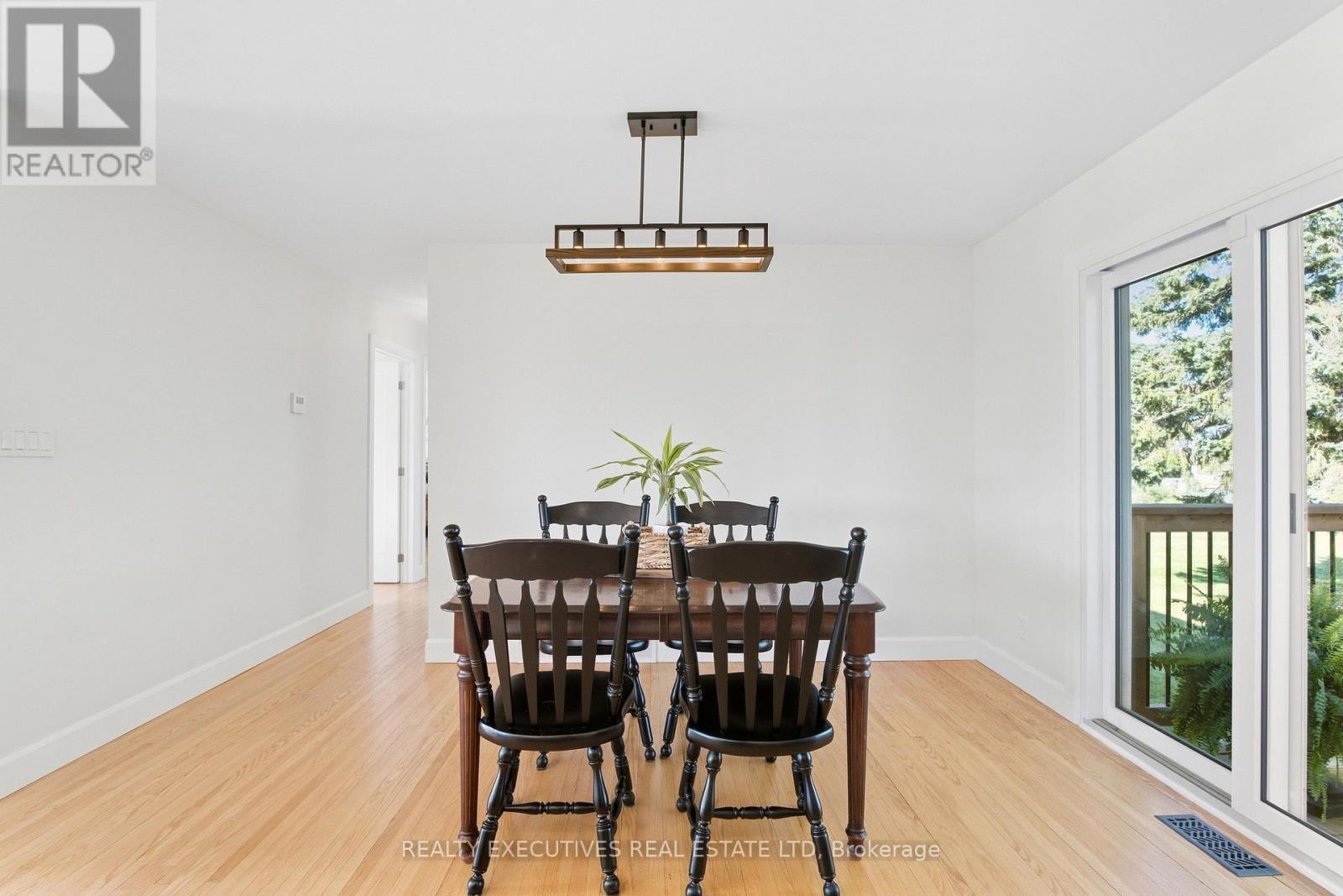 11895 Cloverdale Road, North Dundas, ON