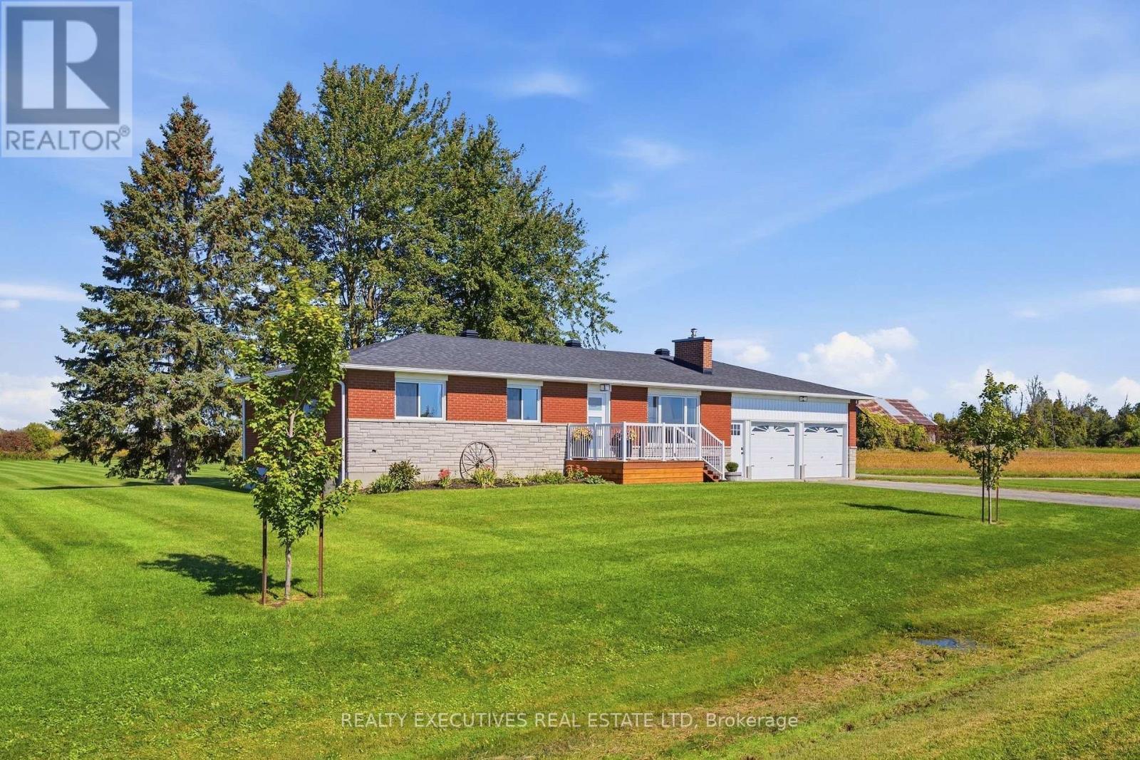 11895 Cloverdale Road, North Dundas, ON