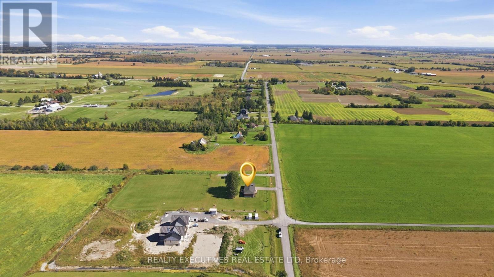 Minutes to Cloverdale Golf Course - 11895 Cloverdale Road, North Dundas, ON