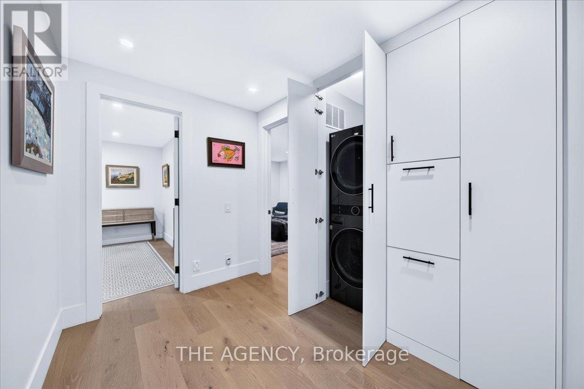 259 Rumble Avenue, Richmond Hill, ON