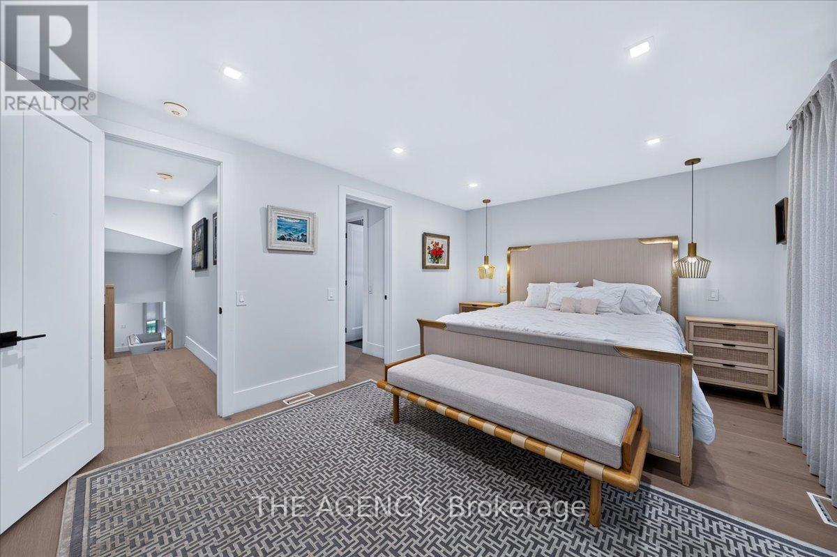259 Rumble Avenue, Richmond Hill, ON