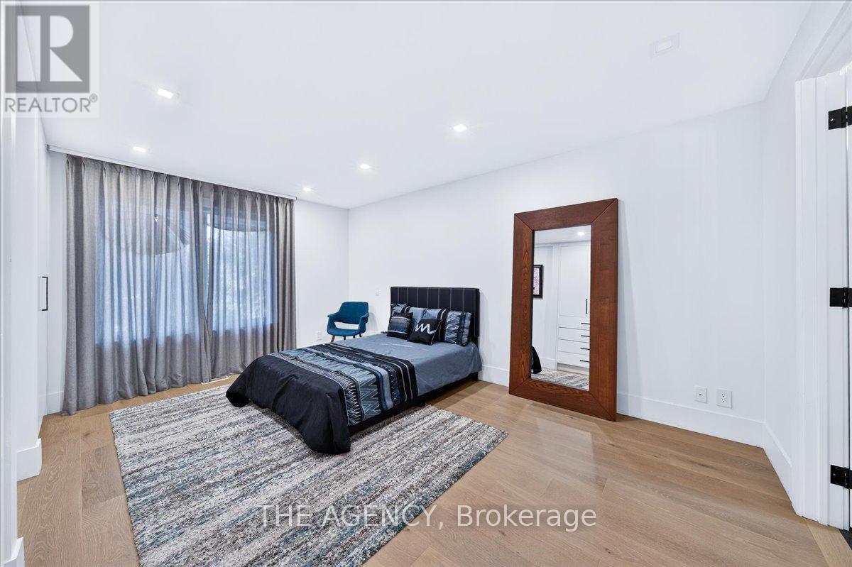 259 Rumble Avenue, Richmond Hill, ON