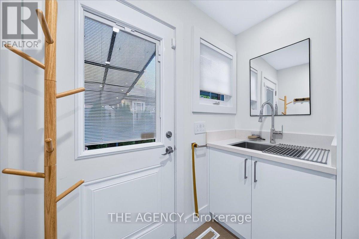 259 Rumble Avenue, Richmond Hill, ON