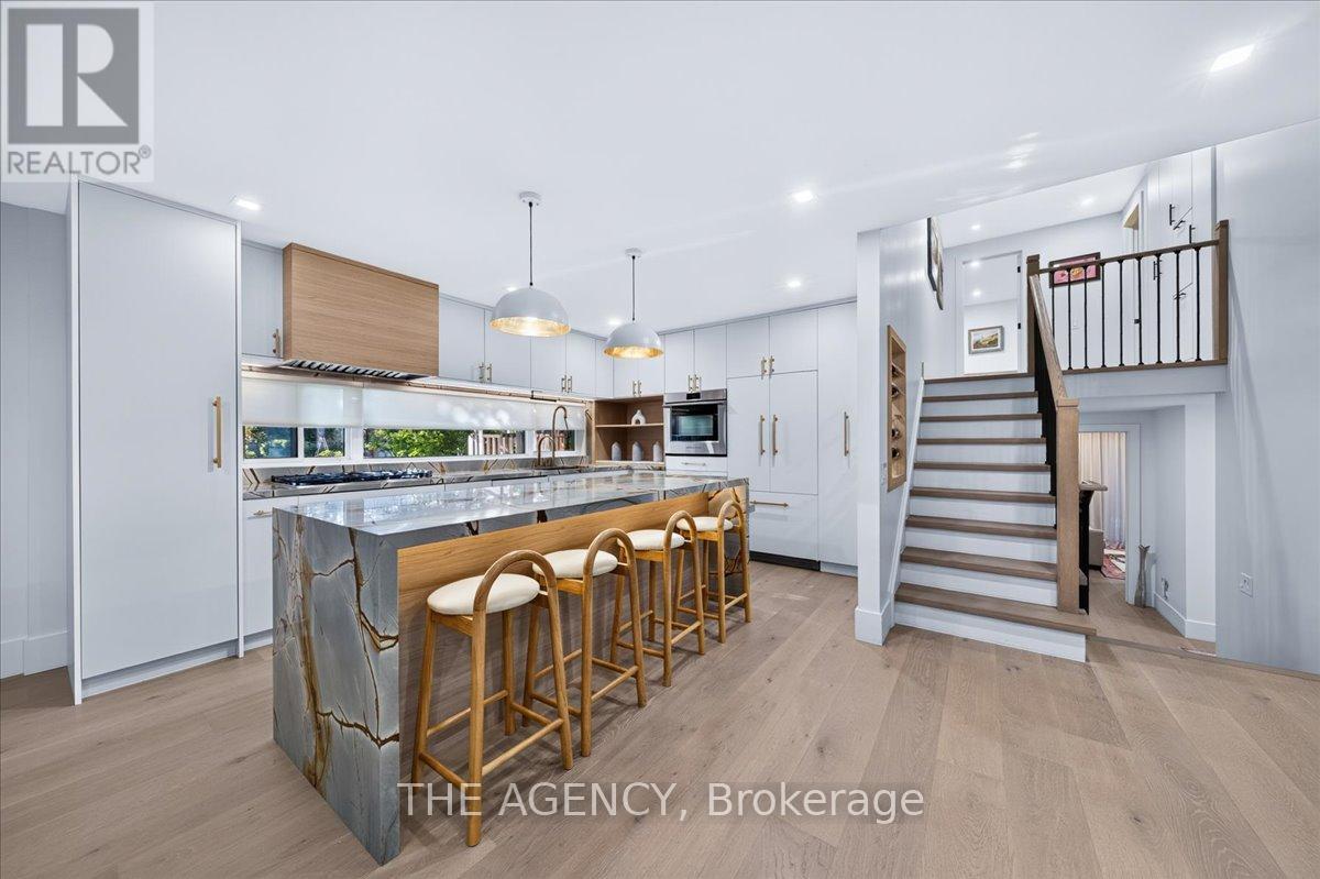 259 Rumble Avenue, Richmond Hill, ON