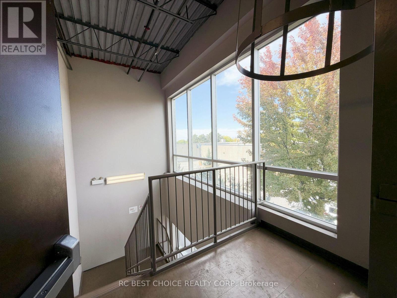 201 - 20 Gibson Avenue, Markham, ON