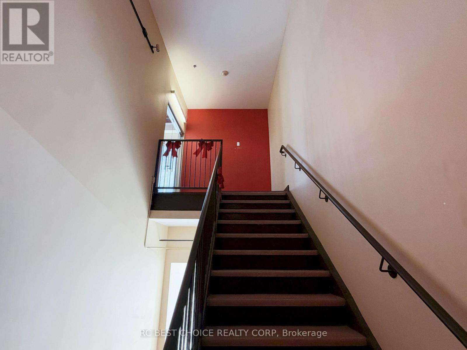 201 - 20 Gibson Avenue, Markham, ON