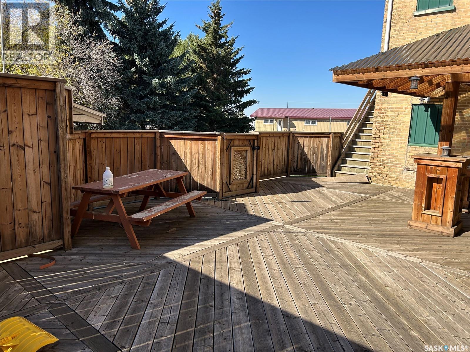 102 Main Street, Lipton, SK