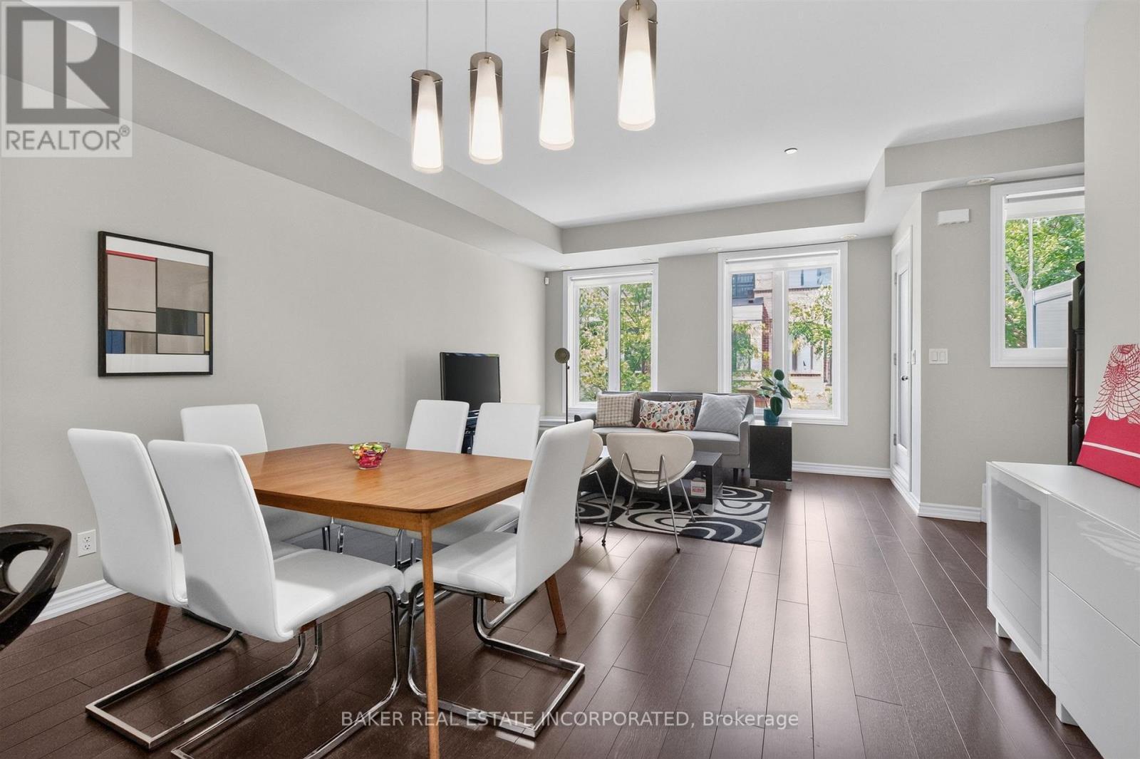 Dining / Living - Th 31 - 120 Twenty Fourth Street, Toronto, ON