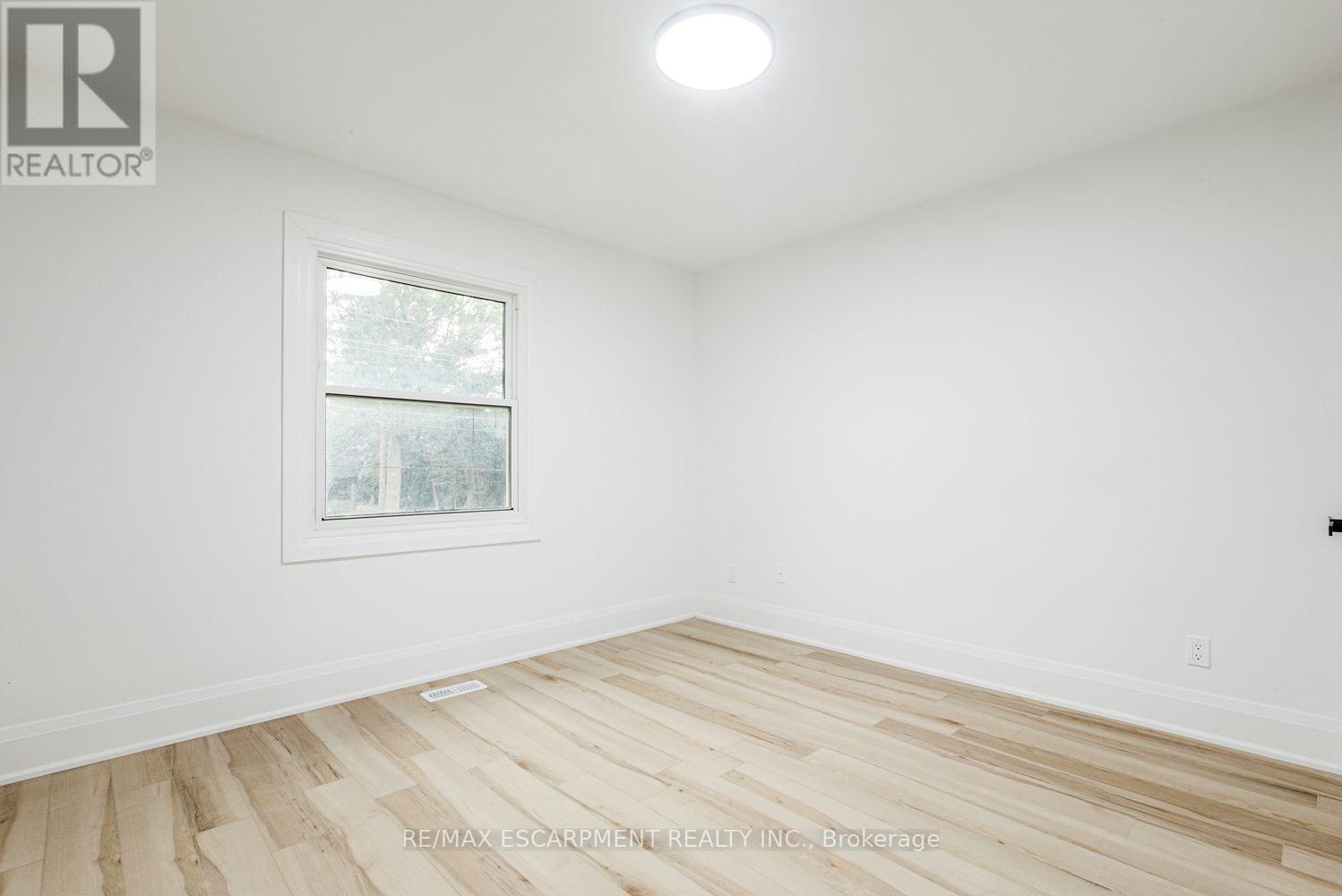2104 Mississauga Road, Mississauga, ON