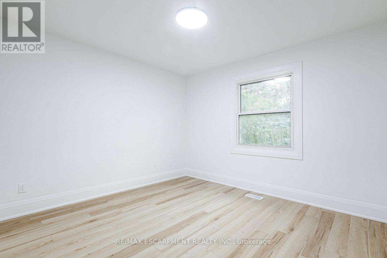 2104 Mississauga Road, Mississauga, ON