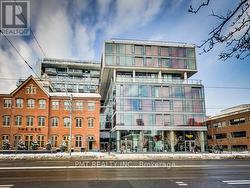 526 - 560 KING STREET W Toronto, ON M5V 0L5