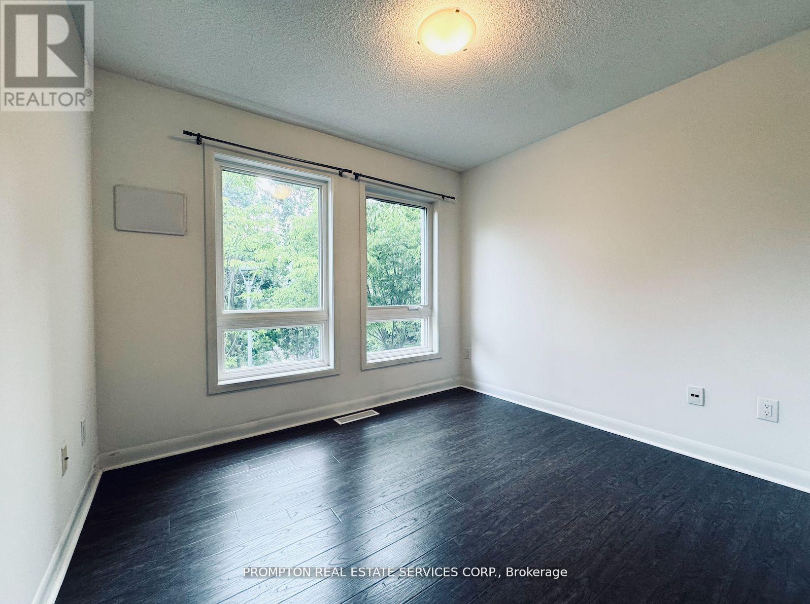 Th10 - 19 Anndale Drive, Toronto, ON
