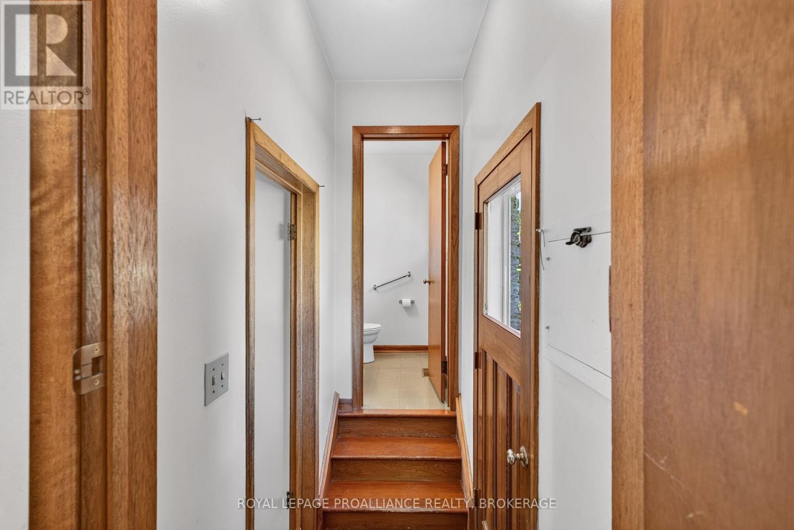9 Dianna Street, Kingston, ON