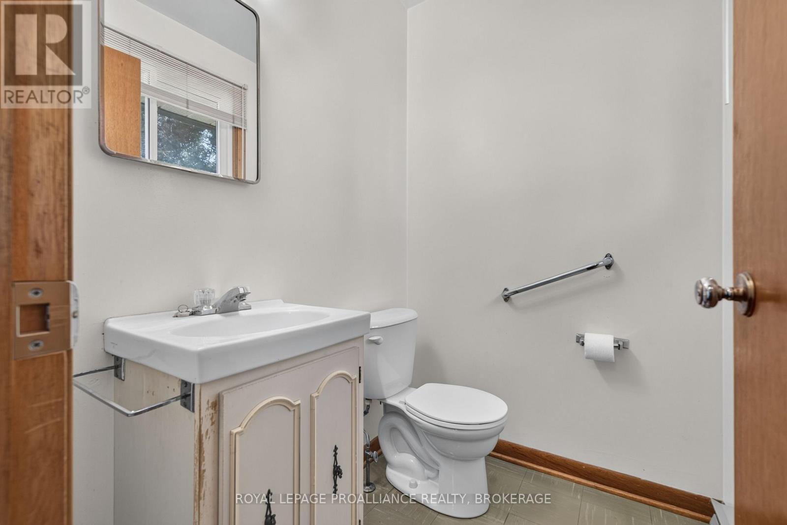 9 Dianna Street, Kingston, ON