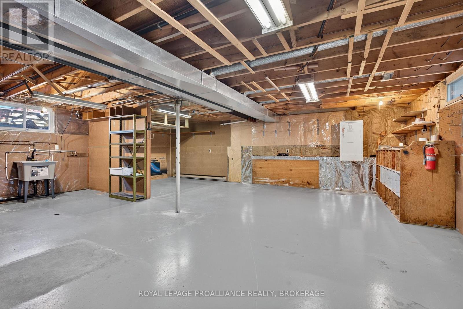 9 Dianna Street, Kingston, ON