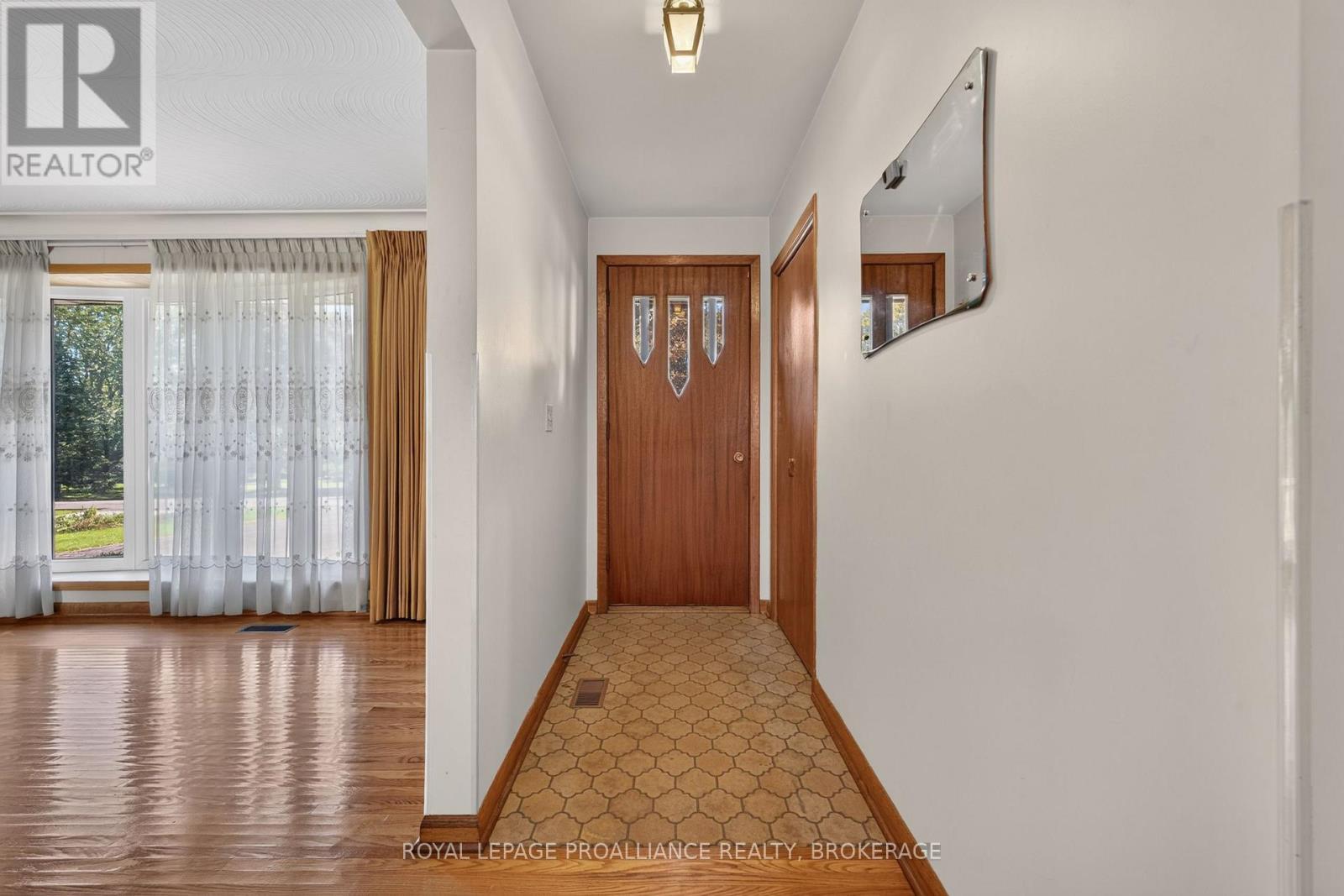 9 Dianna Street, Kingston, ON