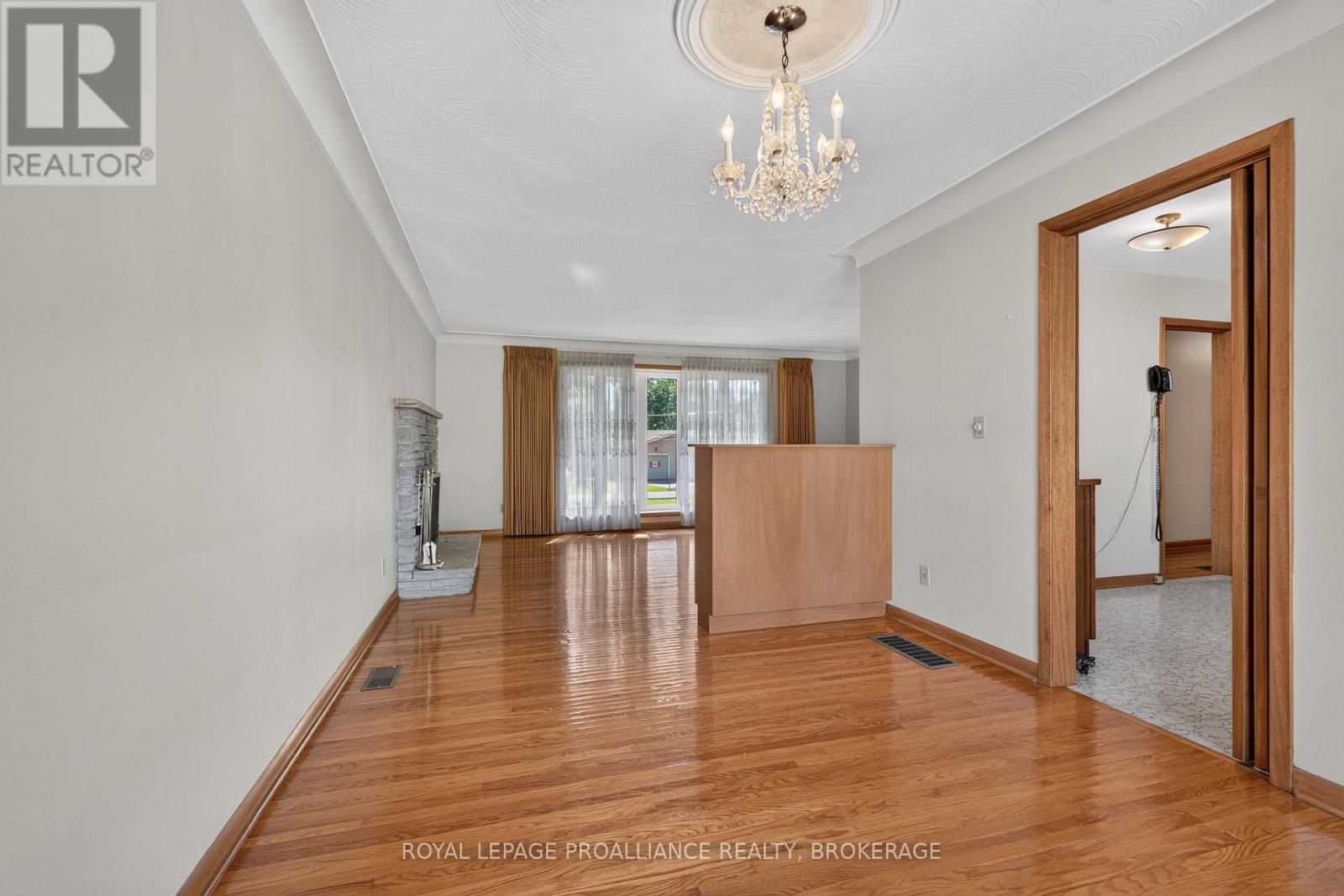9 Dianna Street, Kingston, ON