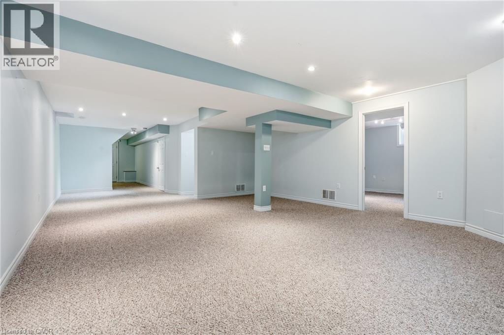 2381 Grand Oak Trail, Oakville, ON