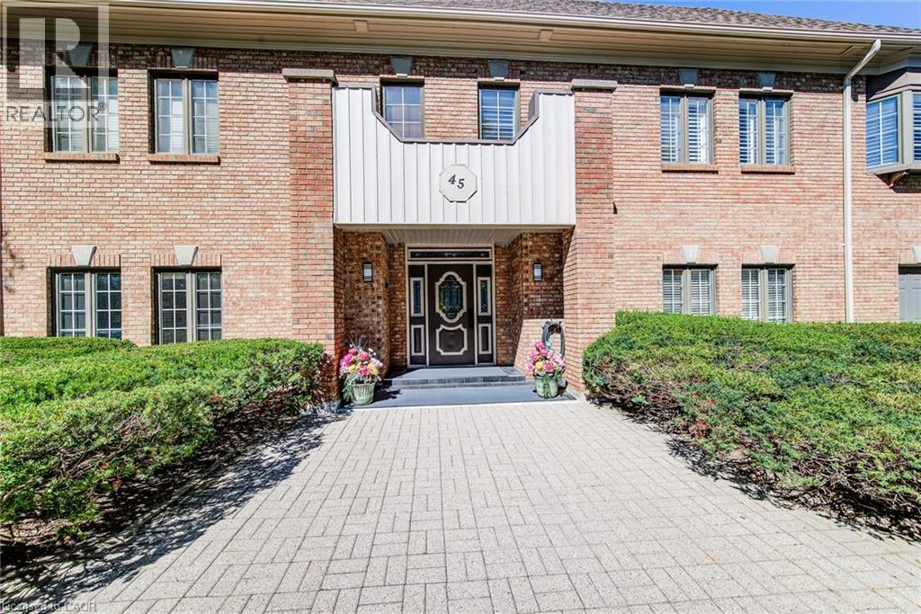 45 Blue Springs Drive Unit# 32, Waterloo, ON