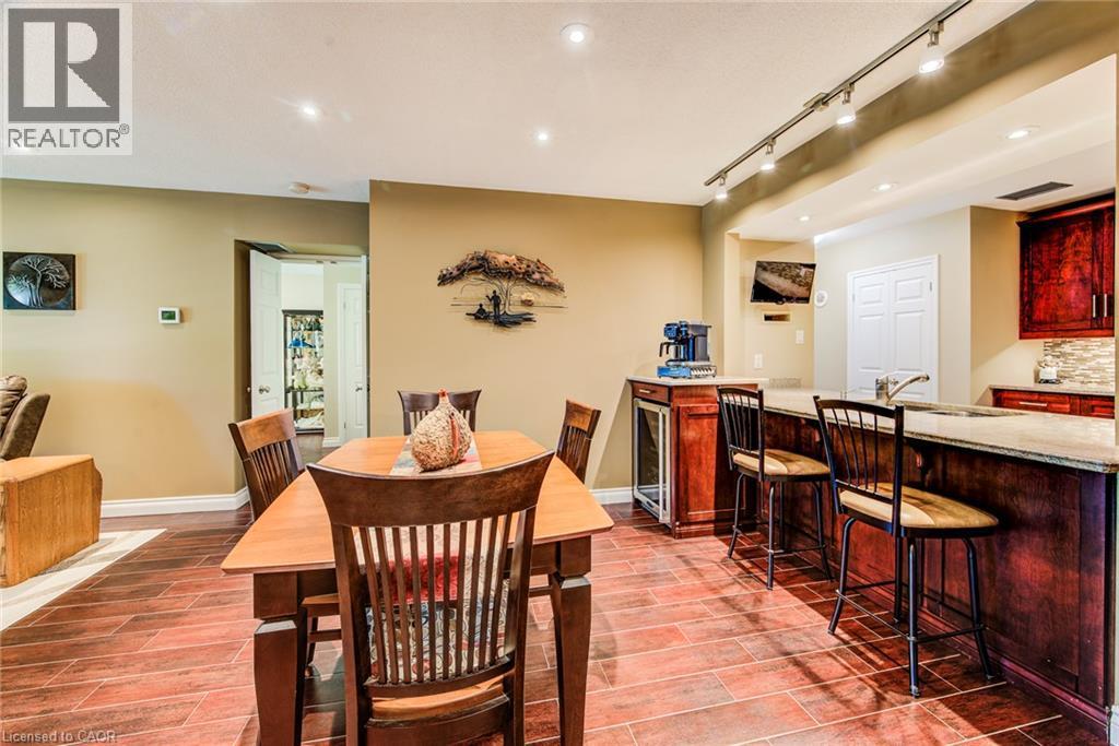 45 Blue Springs Drive Unit# 32, Waterloo, ON