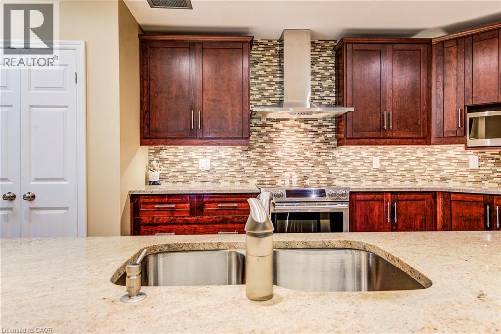 45 Blue Springs Drive Unit# 32, Waterloo, ON