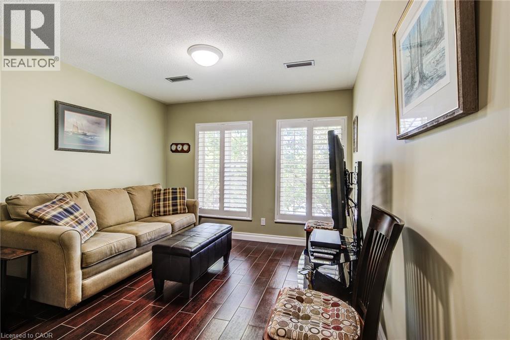 45 Blue Springs Drive Unit# 32, Waterloo, ON