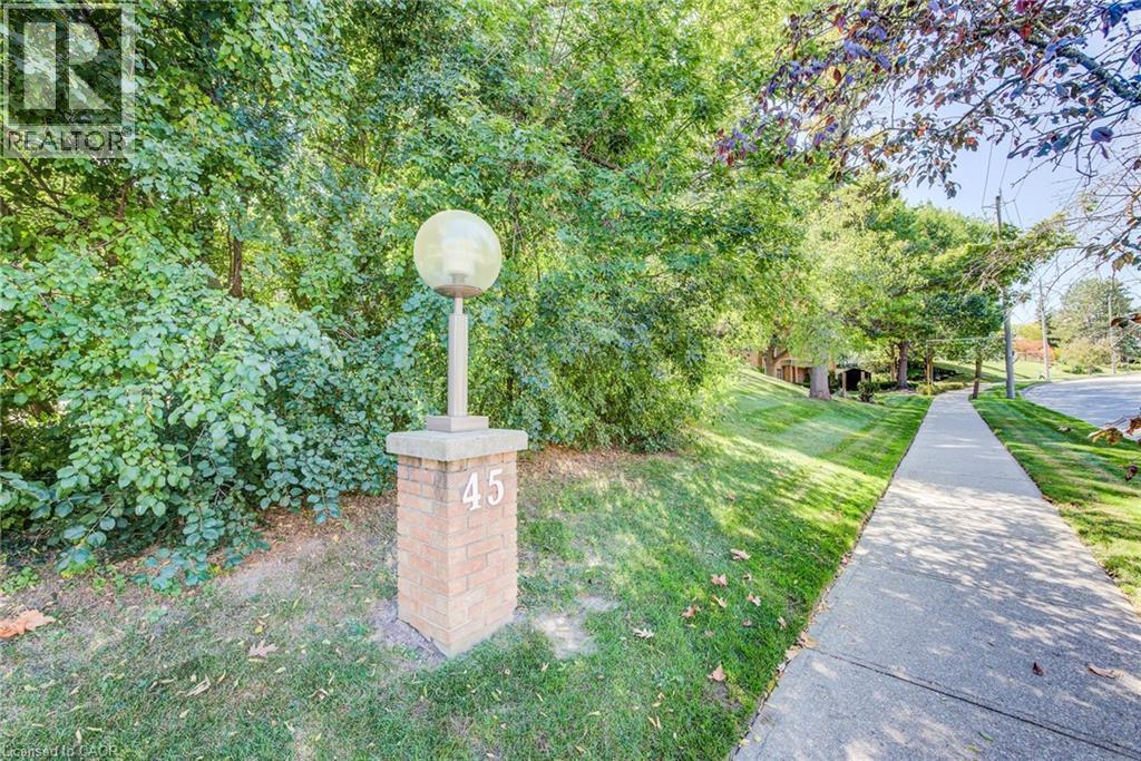 45 Blue Springs Drive Unit# 32, Waterloo, ON
