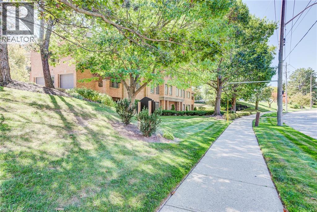 45 Blue Springs Drive Unit# 32, Waterloo, ON