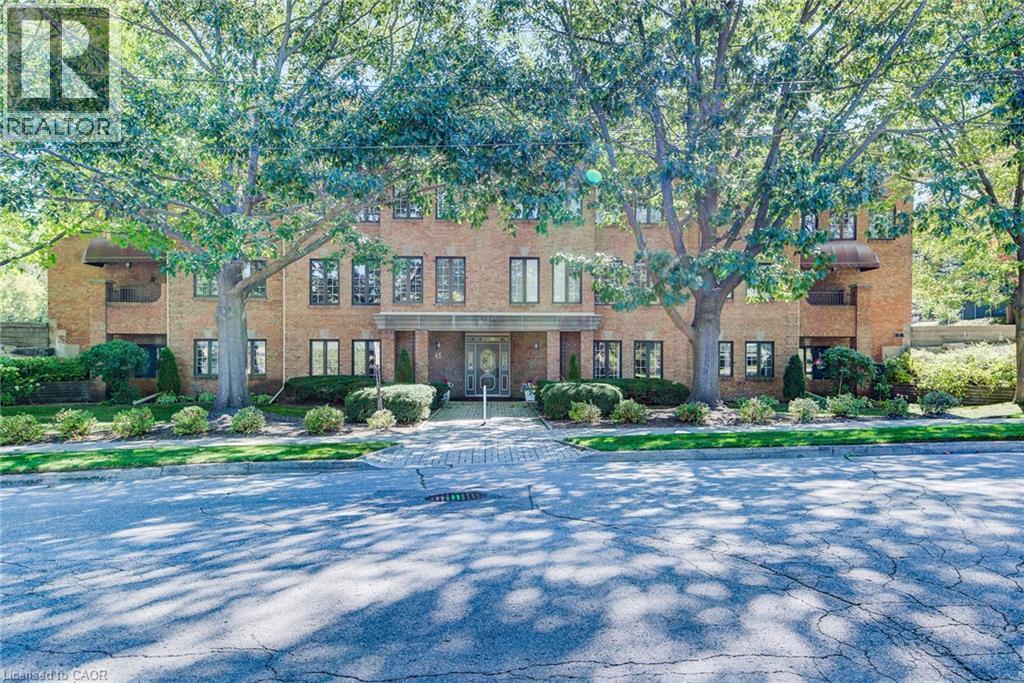 45 Blue Springs Drive Unit# 32, Waterloo, ON