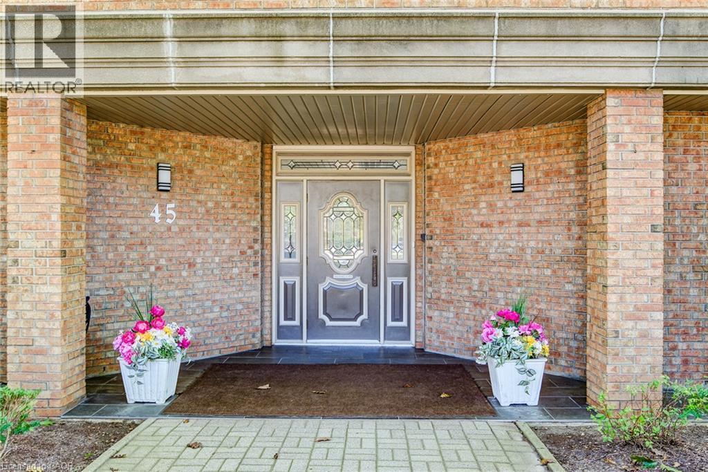 45 Blue Springs Drive Unit# 32, Waterloo, ON