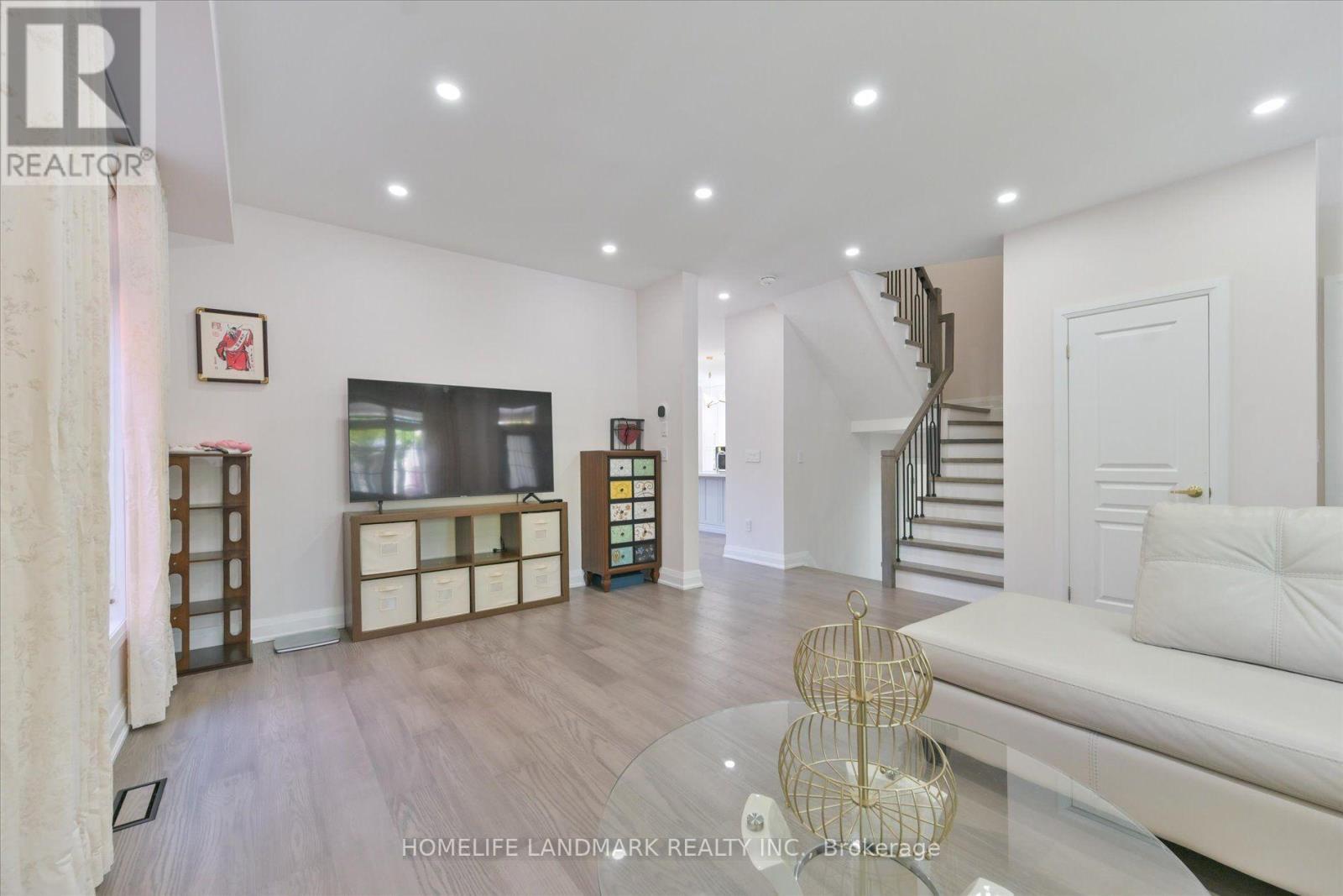 24 Harlan Street, Markham, ON