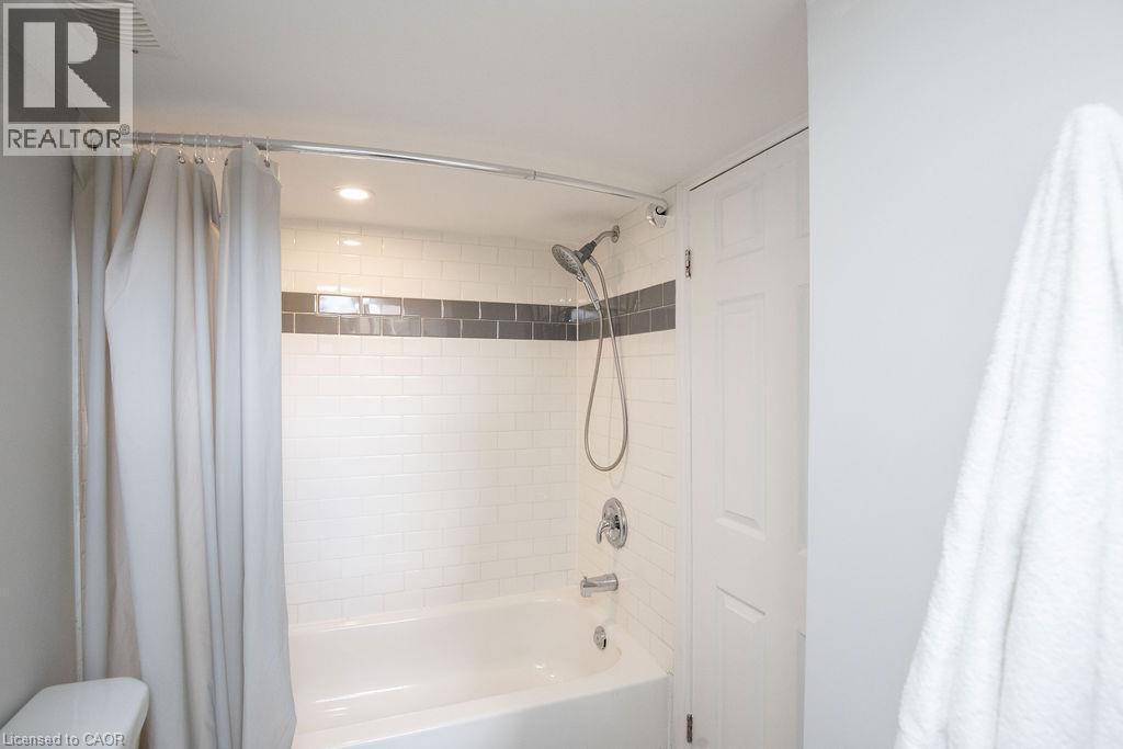 57 Valery Court, Hamilton, ON