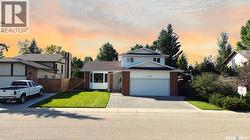 610 Nesslin CRESCENT  Saskatoon, SK S7J 4V5