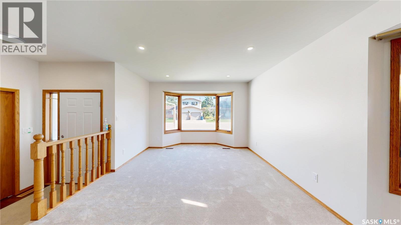 610 Nesslin Crescent, Saskatoon, SK