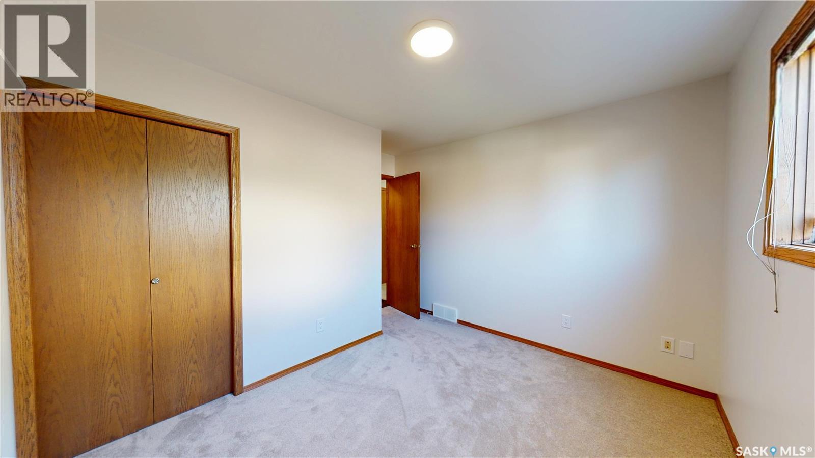 610 Nesslin Crescent, Saskatoon, SK