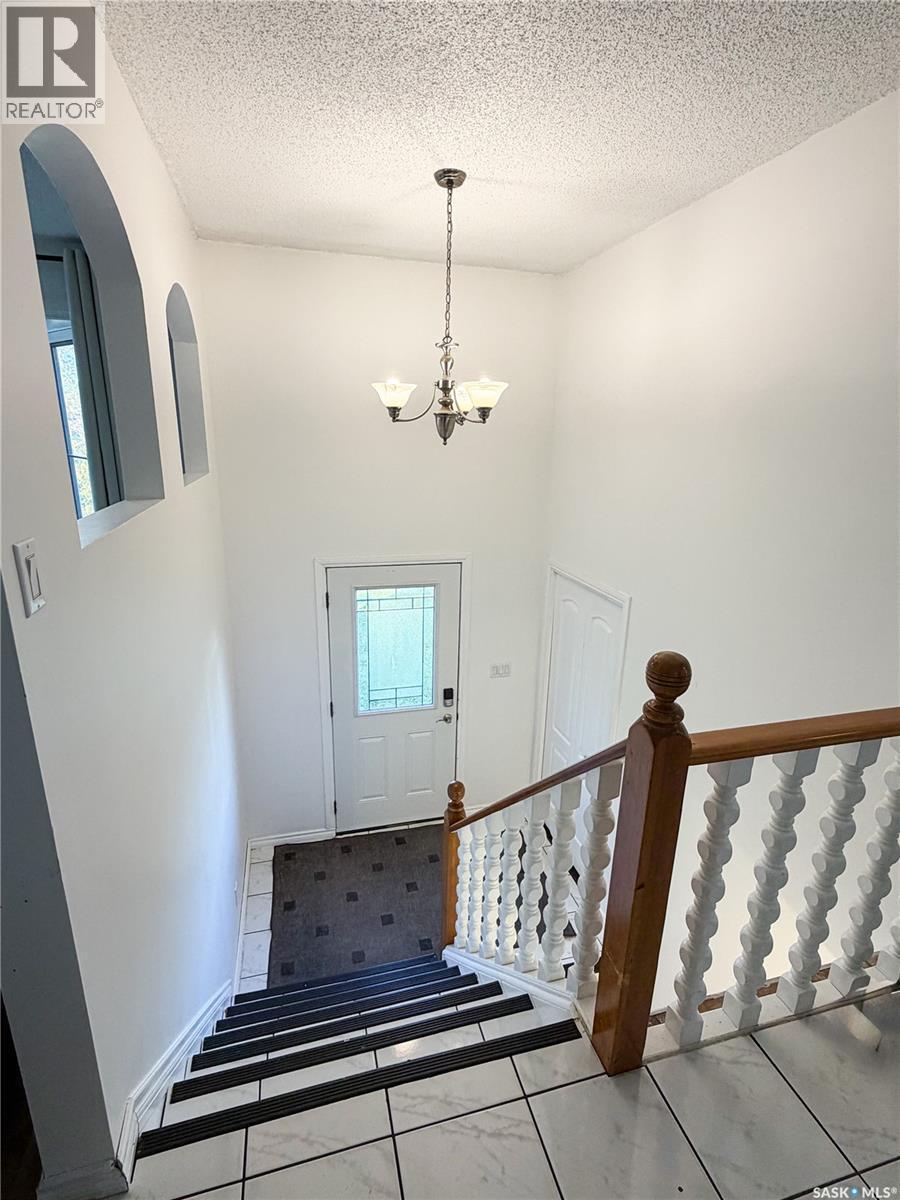 10 Evans Place, Meadow Lake, SK
